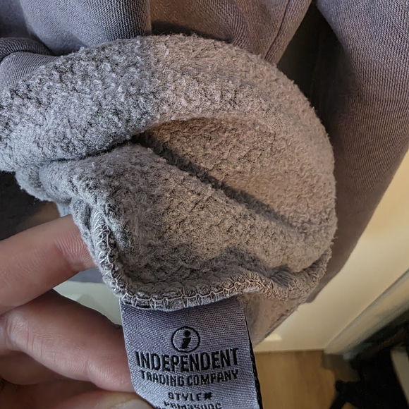 Living Fully Mallory Ervin Stop And Smell The Flowers Purple Sweatshirt Womens X - Picture 5 of 6